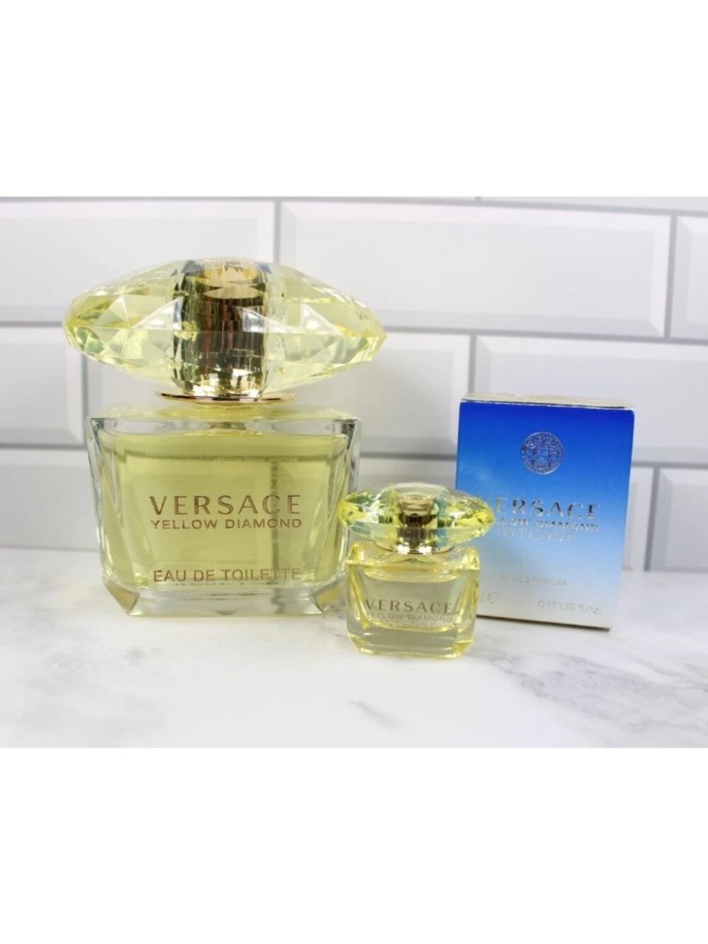 CRAZY BUNDLE! Versace Yellow Diamond EDT 100ml & Mini Bottle 10ml - Picture 4 of 4